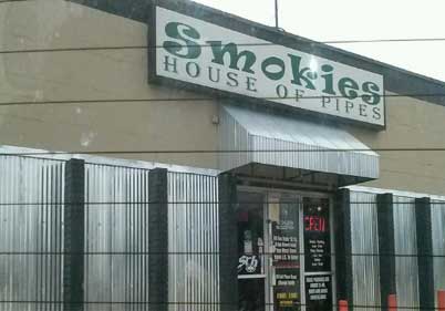 Smokies House of Pipes Arlington