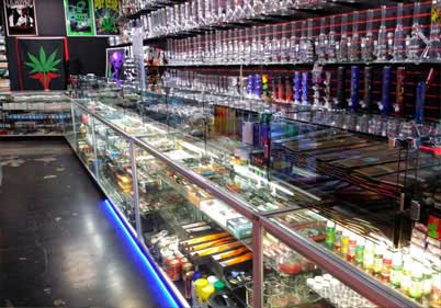 R & M Smoke Shop