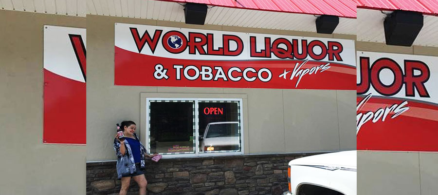 World Liquor & Tobacco + Vapors-Fort Dodge